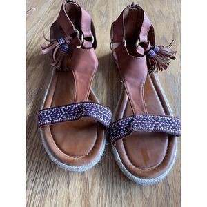 385 Fifth Sandal Women’s 9 Brown Tassel Flat